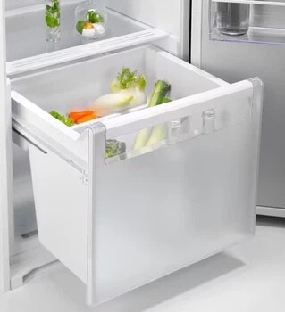 Встраиваемый холодильник Electrolux ERD6DE18S4