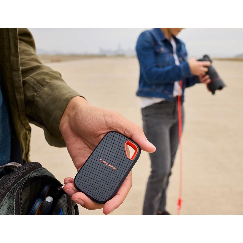 Накопитель внешний SSD 1TB SanDisk Extreme Portable V3 (SDSSDE70-1T00-G25)