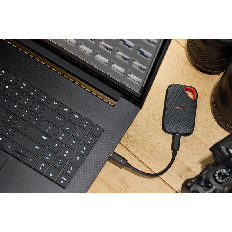 Накопитель внешний SSD 1TB SanDisk Extreme Portable V3 (SDSSDE70-1T00-G25)