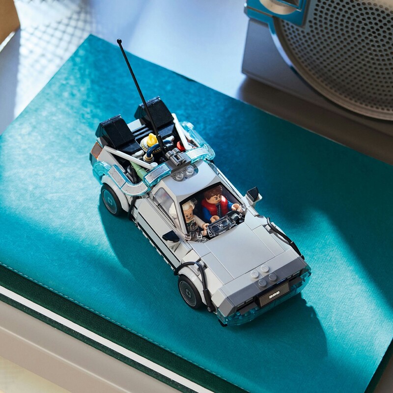 Конструктор LEGO Speed Champions Времяворот из фильма «Назад в будущее» (77256)