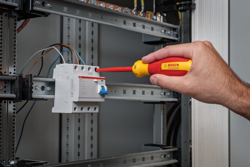 Набор Bosch Professional, VDE (1.600.A02.NG4)