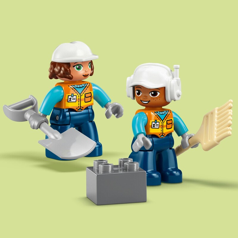 Конструктор LEGO Duplo Town 3-в-1 Будівельний майданчик та техніка (10476)