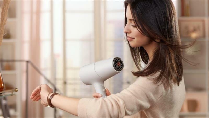 Фен Philips Series 5000 BHD501/00