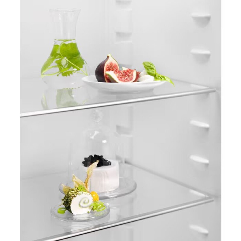 Встраиваемый холодильник Electrolux LRB2AE88S