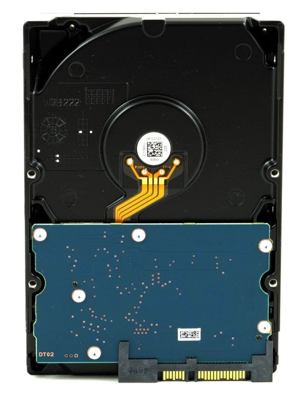 Накопитель HDD SATA 4.0TB Toshiba P300 5400rpm 128MB (HDWD240UZSVA)