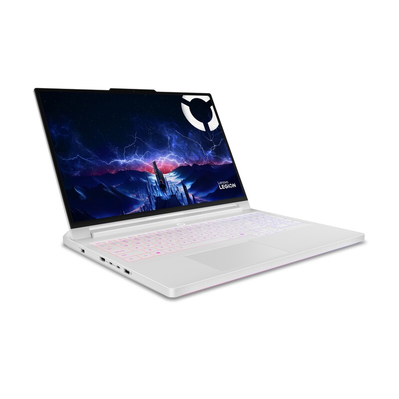 Ноутбук Lenovo Legion Pro 7 16IAX10H (83F500RKRA) Glacier White