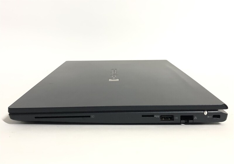 Ноутбук Toshiba Dynabook Tecra A40-K / 14" FullHD IPS / i5-1240P / 16GB / 256GB SSD / Win11Pro / Backlight / сканер отпечатка - Б/у