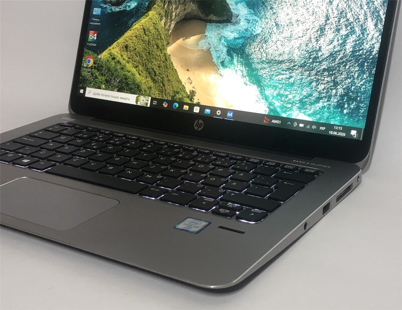 Ноутбук HP EliteBook 1030 G1 / 13.3" FullHD IPS / M5-6Y54 / 8GB / 256GB SSD / Win10Pro / Backlight / сканер відбитка - Б/в
