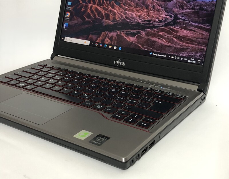 Ноутбук Fujitsu LifeBook E734 / 13.3" (1366х768) / i5-4200M / 8GB / 320GB HDD / 4G/LTE / Win10Pro - Б/у