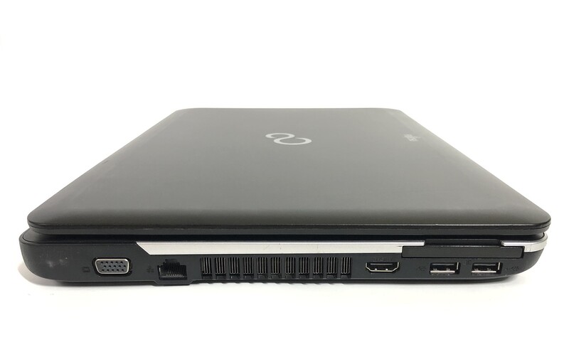 Ноутбук Fujitsu Lifebook A512 / 15.6" (1366х768) / i3-3110M / 8GB / 320GB HDD / Win10Pro - Б/у