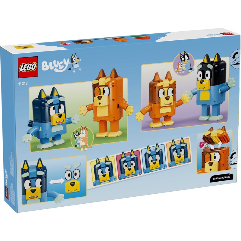 Конструктор LEGO Bluey Сім"я Блуї з кубиків (11217)