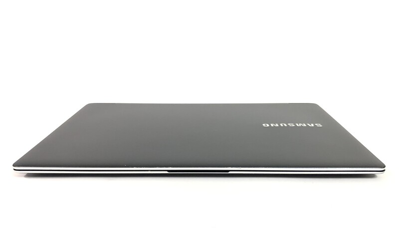 Ноутбук Samsung NP940X3G / 13.3" (3200x1800) IPS Touch / i5-4200U / 4GB / 128GB SSD / Win10Pro / Backlight - Б/в