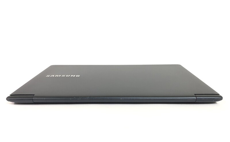Ноутбук Samsung NP940X3G / 13.3" (3200x1800) IPS Touch / i5-4200U / 4GB / 128GB SSD / Win10Pro / Backlight - Б/в