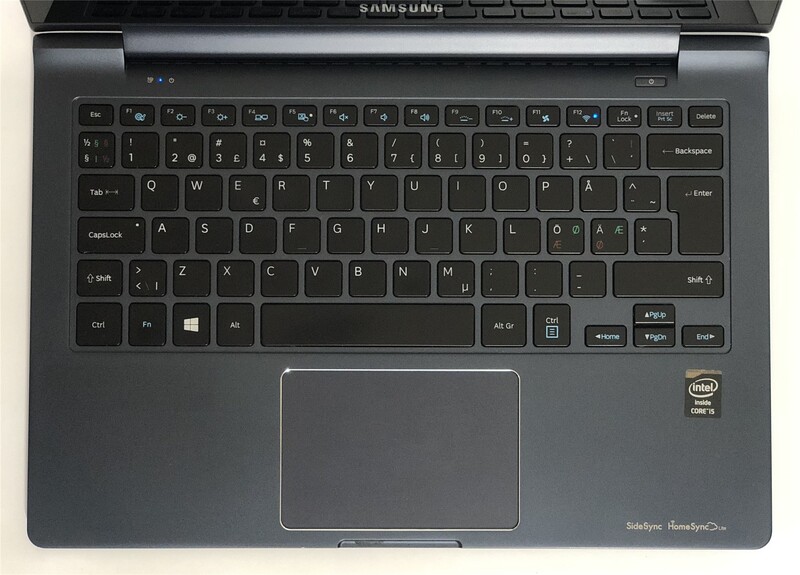 Ноутбук Samsung NP940X3G / 13.3" (3200x1800) IPS Touch / i5-4200U / 4GB / 128GB SSD / Win10Pro / Backlight - Б/в