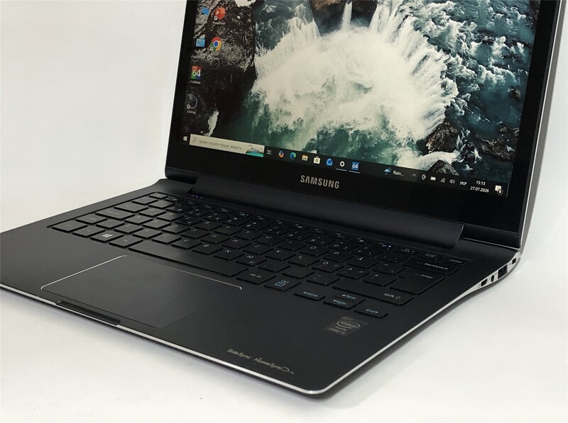 Ноутбук Samsung NP940X3G / 13.3" (3200x1800) IPS Touch / i5-4200U / 4GB / 128GB SSD / Win10Pro / Backlight - Б/в