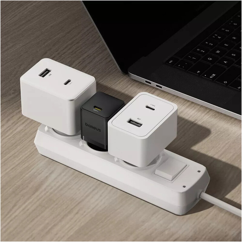 Мережевий зарядний пристрій Baseus Palm Fast Charger 1C (1USB-C) 20W Black (P10111602113-01) + кабель USB Type-C 1 м