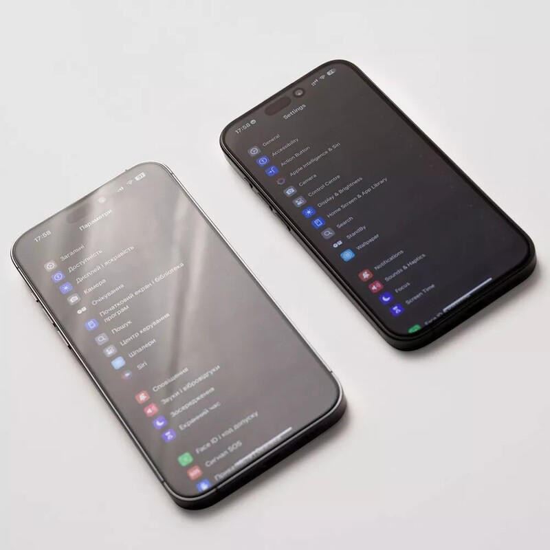 Защитное стекло Proove Clarity AR для iPhone 15 Pro Max Black (PGCARI15PM01)