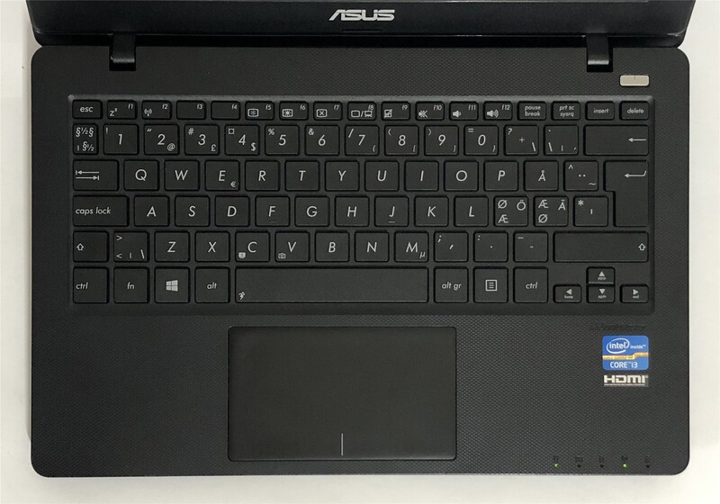 Ноутбук Asus X200CA / 11.6" (1366x768) / i3-3217U / 4GB / 128GB SSD / Win10Pro - Б/у