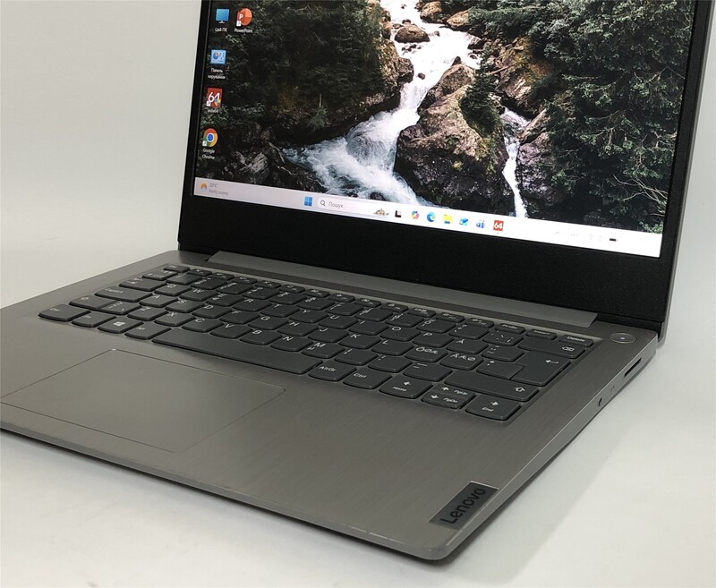 Ноутбук Lenovo IdeaPad 3 14ARE05 / 14" FullHD IPS / AMD Ryzen 3 4300U / 8GB / 256GB SSD / Win11 - Б/в