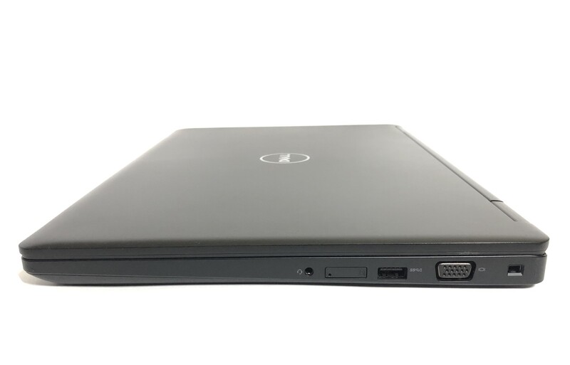 Ноутбук Dell Precision 3520 / 15.6" FullHD IPS / i5-7440HQ / 16GB / 256GB SSD / NVIDIA Quadro M620, 2GB / Win10Pro - Б/в