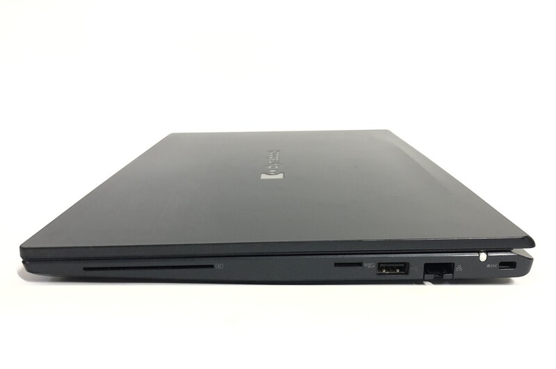 Ноутбук Toshiba Dynabook Tecra A40-K / 14" FullHD IPS / i5-1240P / 8GB / 256GB SSD / Win11Pro / Backlight / сканер отпечатка - Б/у