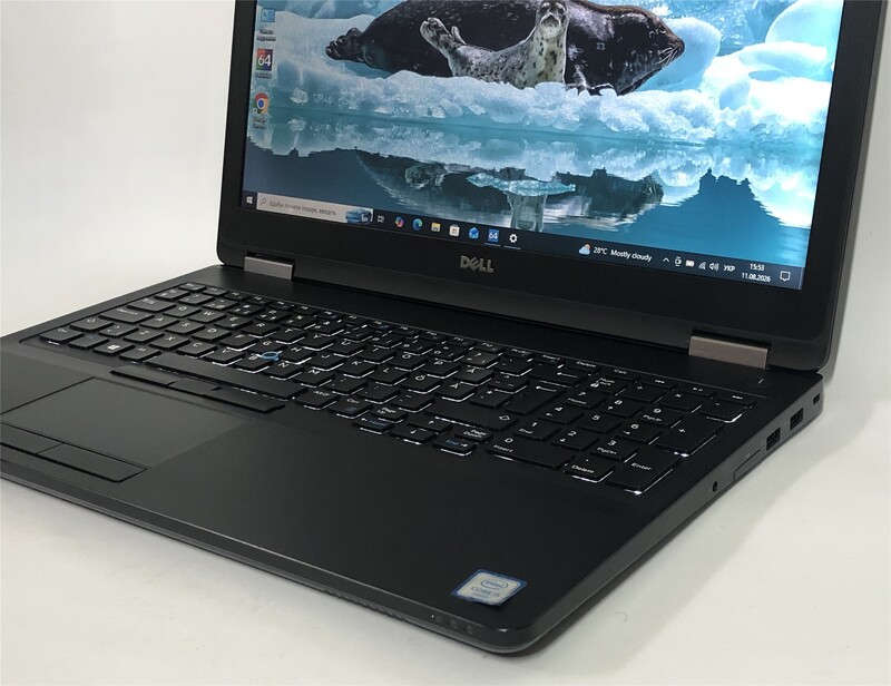 Ноутбук Dell Latitude E5570 / 15.6" (1366x768) / i5-6440HQ / 8GB / 256GB SSD / Win10Pro / Backlight - Б/у