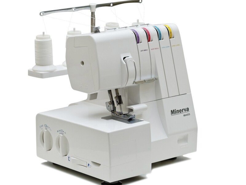 Оверлок Minerva M840DS