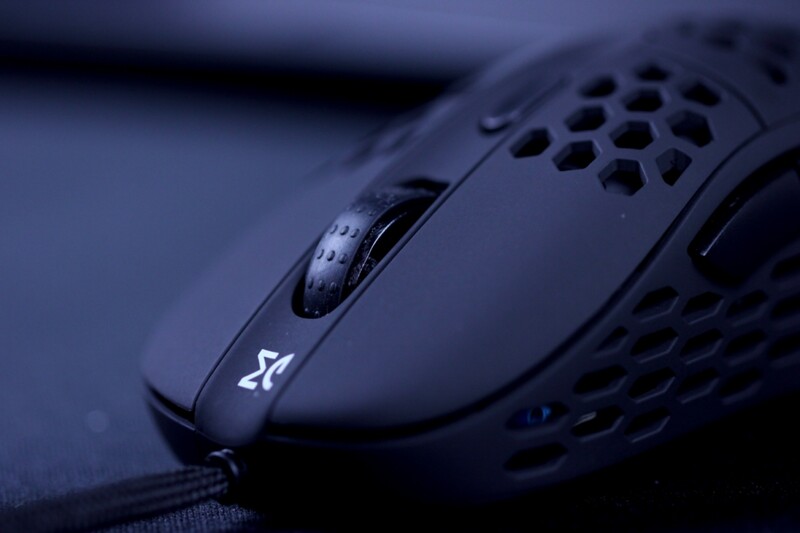 Миша Dream Machines DM6 Holey Black USB