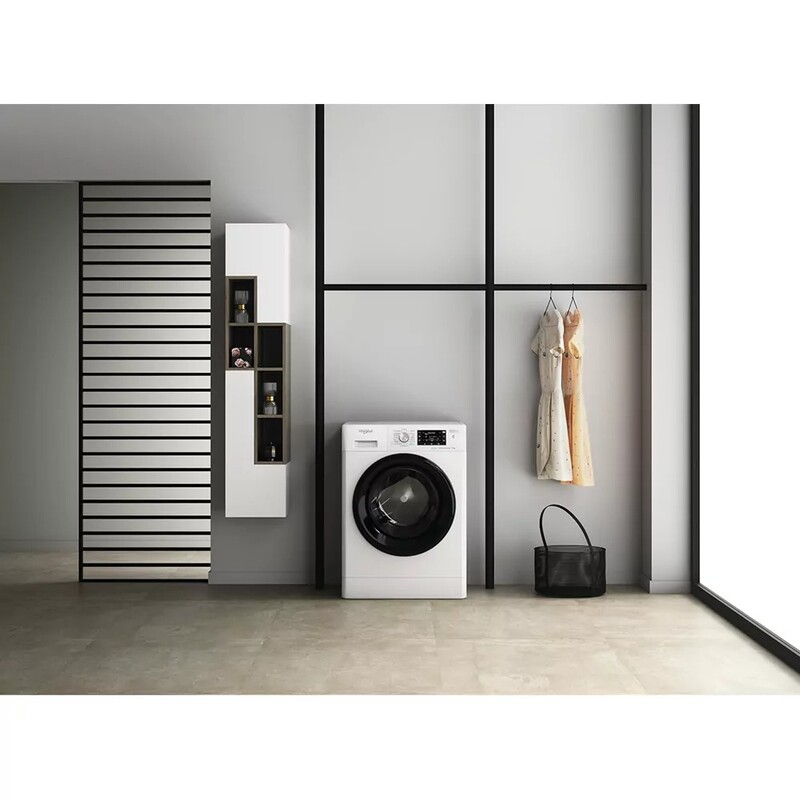 Стиральная машина Whirlpool FFB9448BVUA