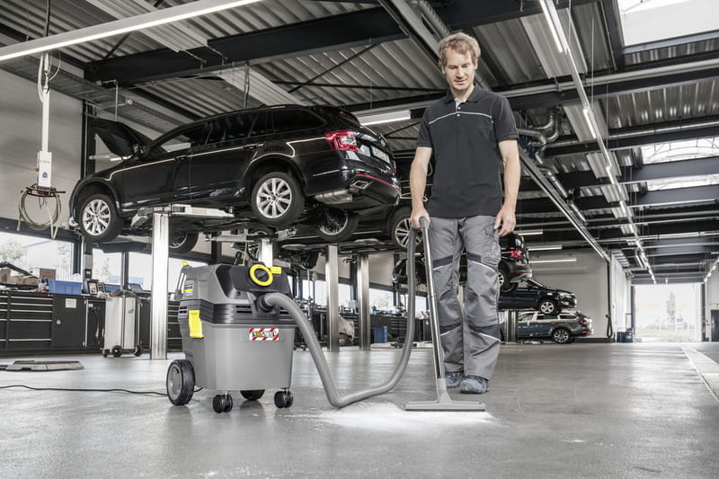 Пылесос Karcher NT 30/1 Ap L (1.148-221.0)